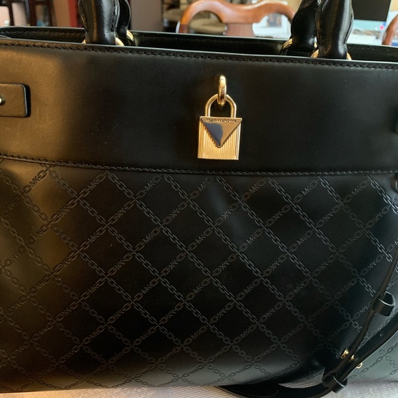 Michael Kors - Picture 5 of 6